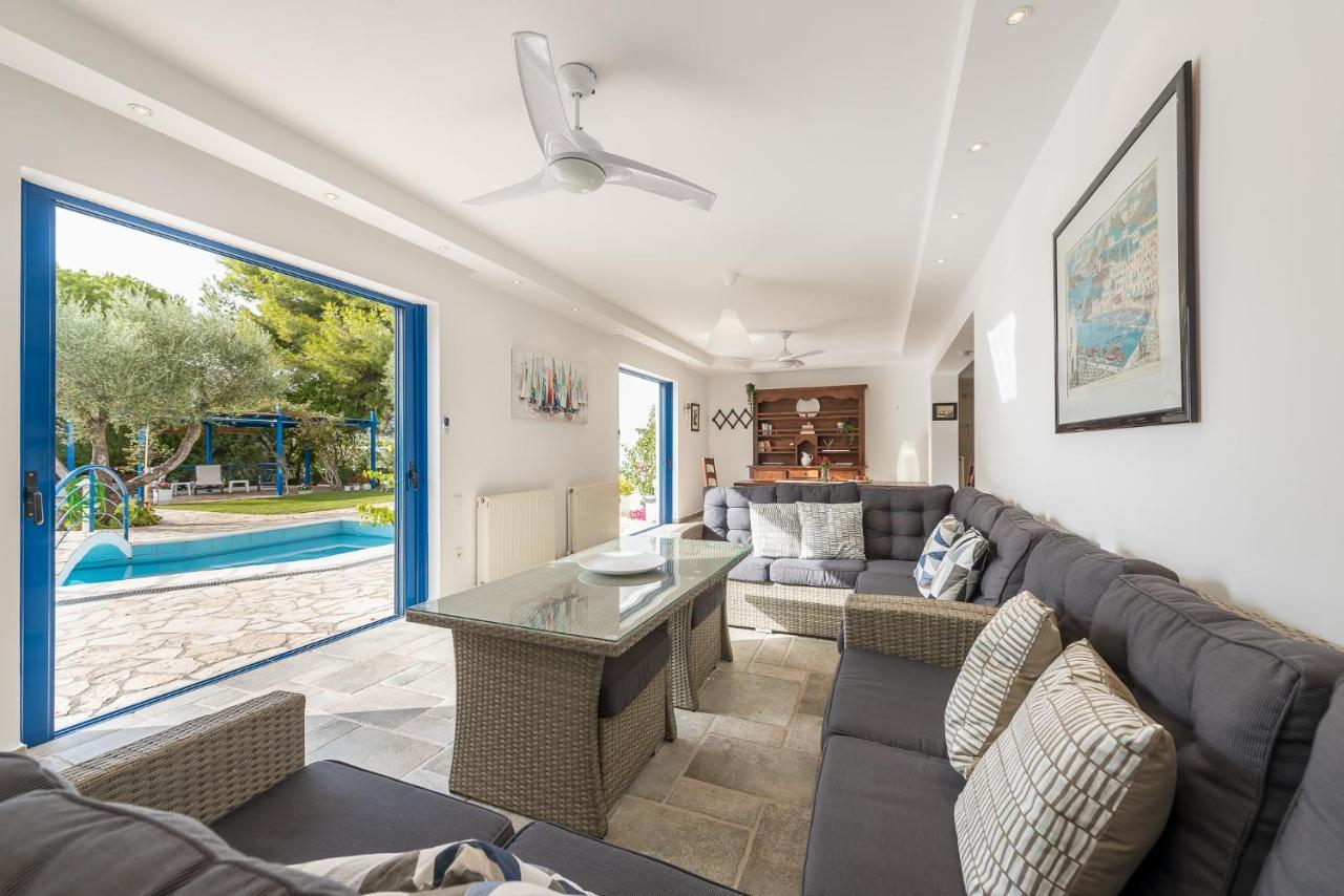 Summer Villa Pasiphae Private Pool - Bbq -Beach 2Min Σούνιο Εξωτερικό φωτογραφία